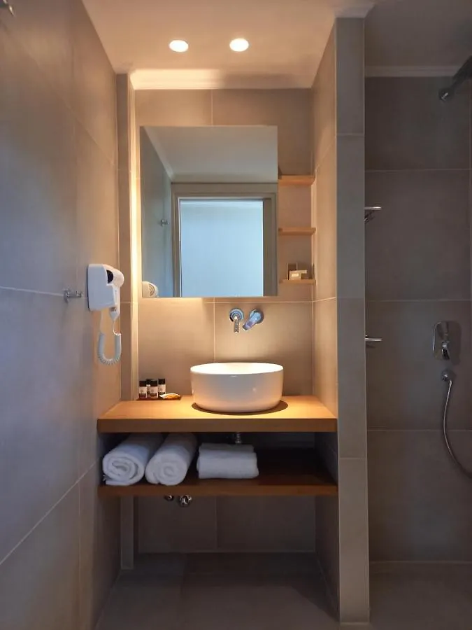 Dionysus Suites Ierissós Aparthotel